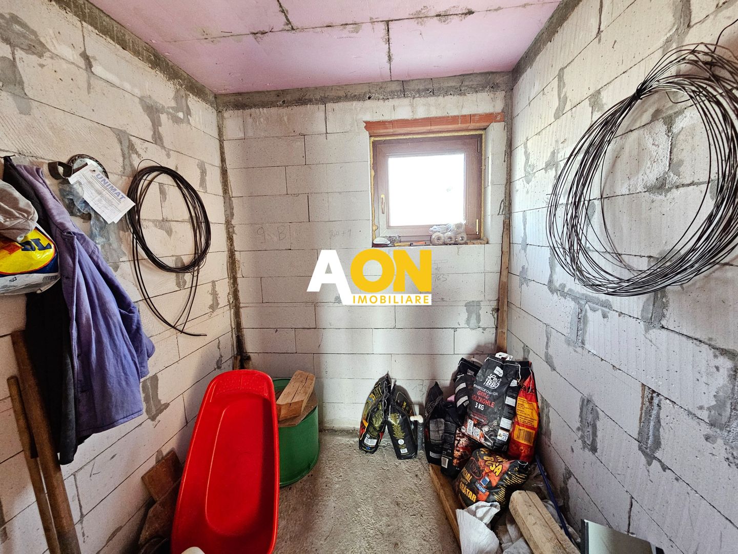 Casa la rosu, 4 camere, 301 mp teren, P+1, zona Alba-Micesti - Poză 14