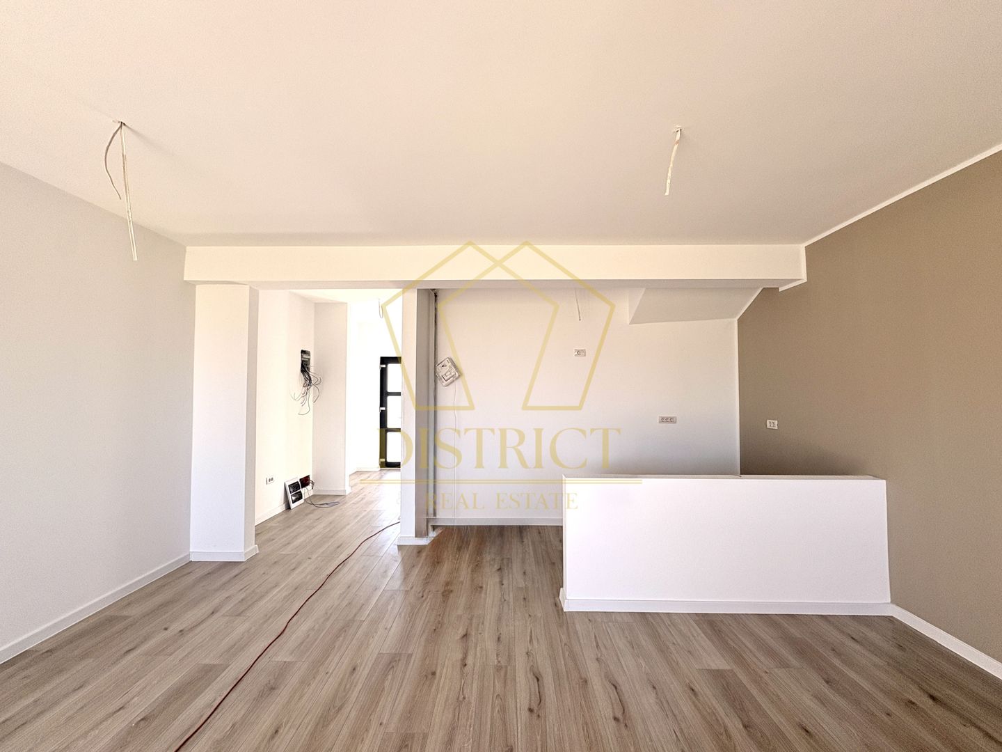 Duplex modern cu 4 camere si 3 bai | Mosnita Noua | VALERY - Poză 3