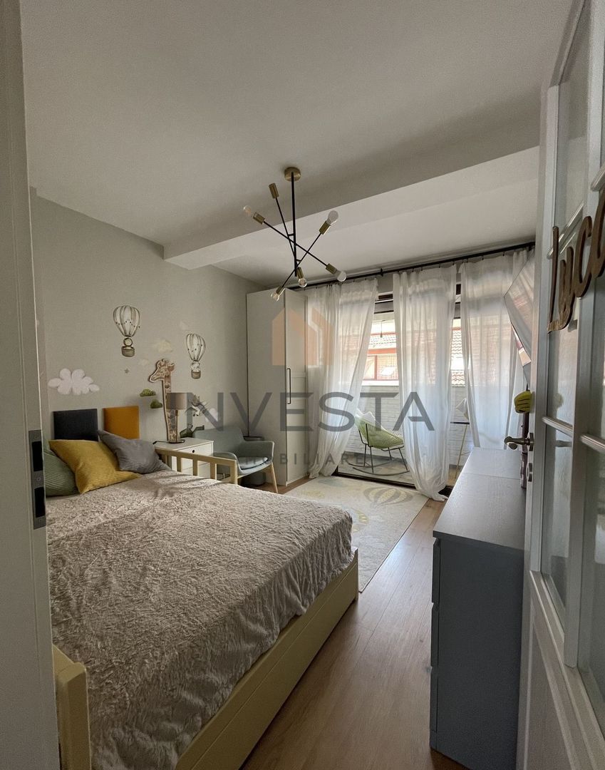 Apartament de 4 camere modern pe doua niveluri, parcare, Buna Ziua - Poză 12