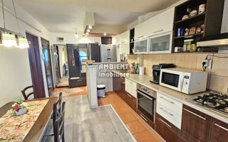 Apartament cu 3 camere, mobilat si utilat, zona TRAIAN; - Poză 3