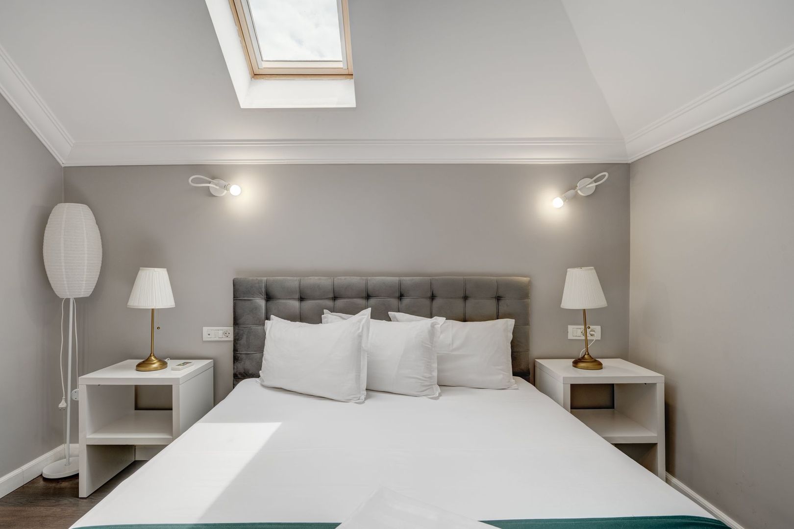 Vindem Afacerea ! Mini Hotel + Cafenea/ Restaurant ! Parcul Carol ! - Poză 36