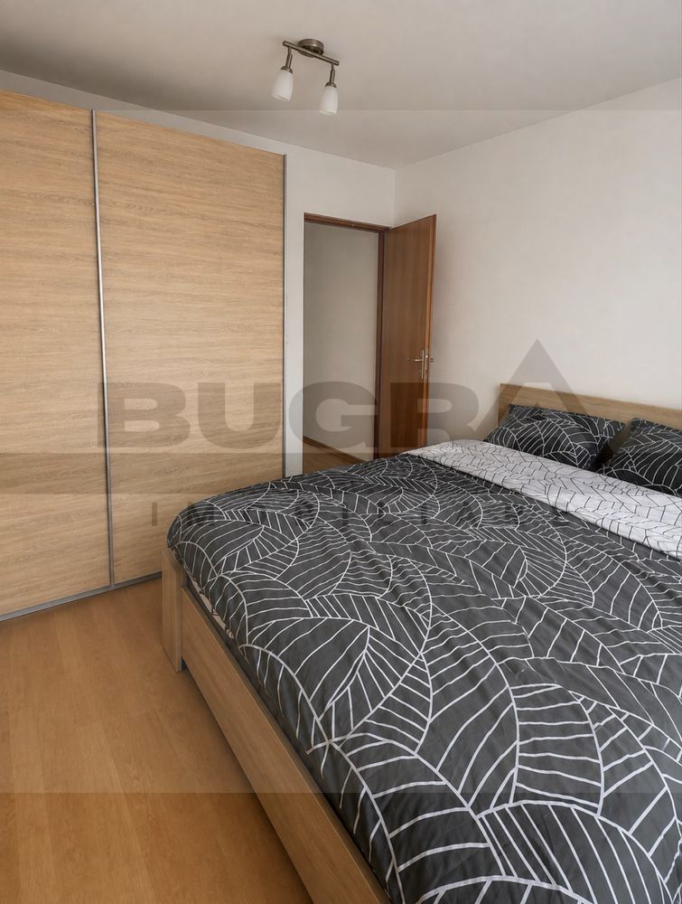 Apartament de 2 camere, 55mp, decomandat, parcare, zona Plopilor - Poză 4