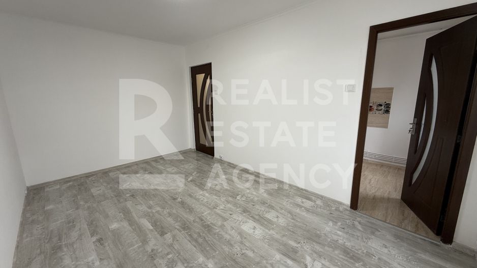 Apartament cu 3 camere,renovat, Alexandru cel Bun, Iași - Poză 2