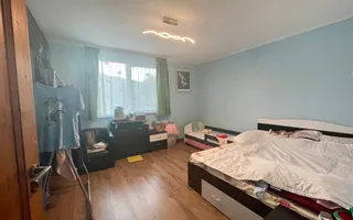 Imobil cu multiple posibilități de utilizare, cu doua locuri de parcare in curte - Poză 24