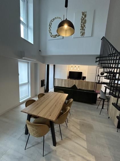 Penthouse cu Loft, Design Contemporan & Priveliste superba - Poză 1