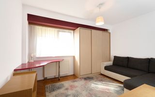 Apartament cu 3 camere de inchiriat, ultracentral, Pitesti - Poză 4