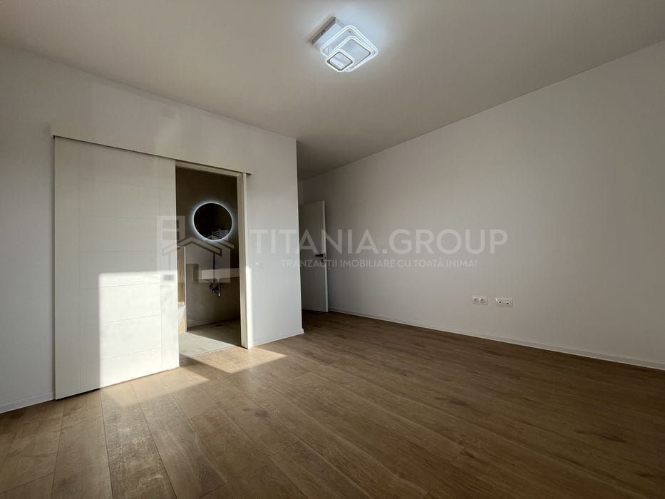 Apartament 3 camere, decomandat, 80 mp utili + 2 terase - Zona Coresi - Poză 1