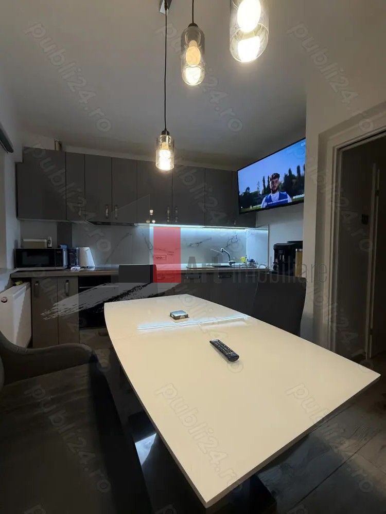 Apartament 3 camere Dristor, Piata Rm. Sarat, renovat - Poză 7