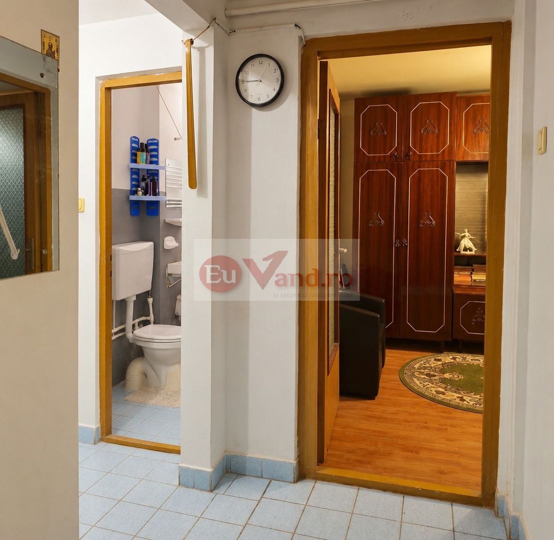 De vanzare apartament cu 2 camere, decomandat – Micro 19, parter, 46.500 E - Poză 6