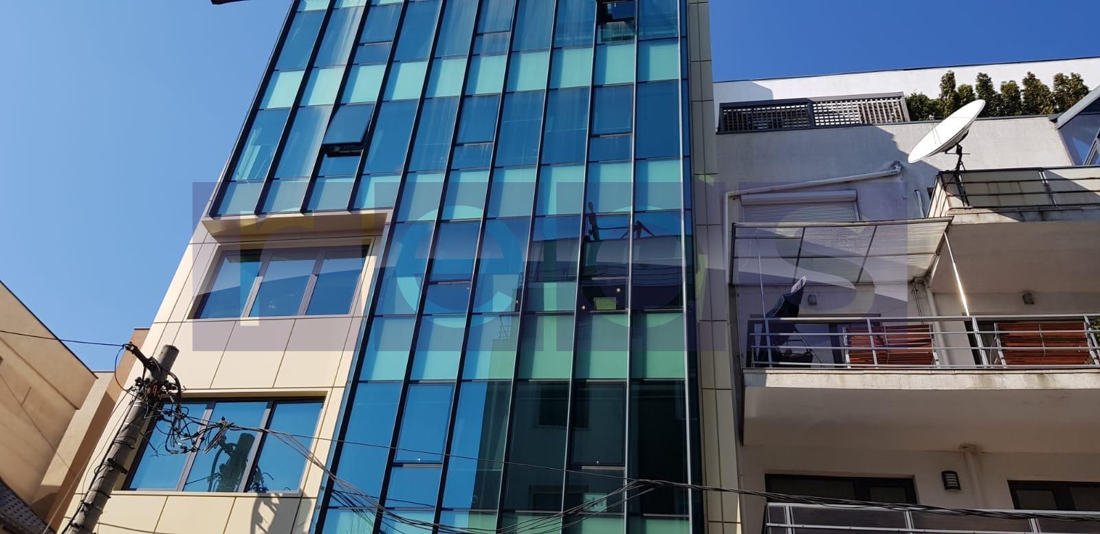 OPORTUNITATE INVESTITIE | CLADIRE BIROURI CLASA A | D+P+E6 | 640 MP | DOROBANTI - Poză 1