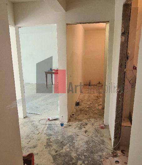 Vânzare apartament decomandat 2 camere Șos. Giurgiului - Poză 2
