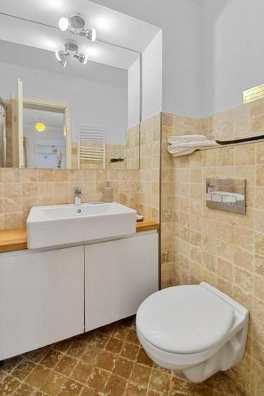 Garsoniera renovata - investitie, centru vechi - Brasov - Poză 10