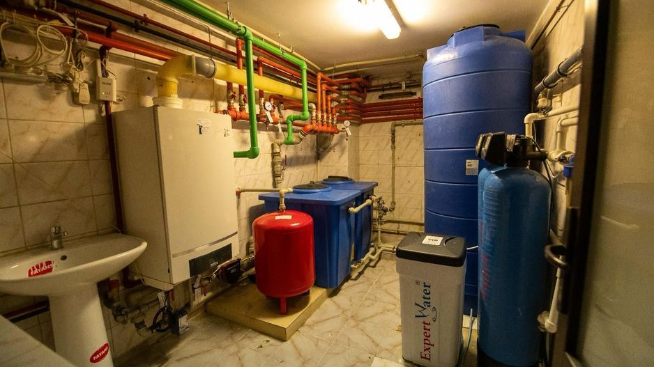 Imobil 28 CAMERE pretabil CAMIN BATRANI- GRADINITA-CLINICA MEDICALA - Poză 16