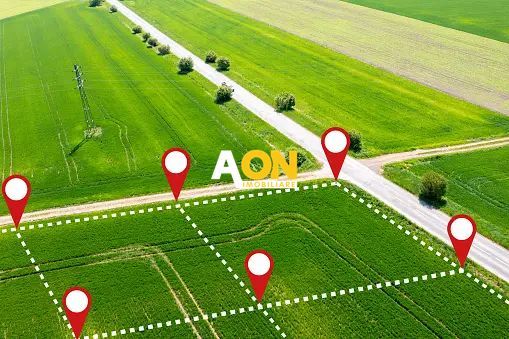 Teren de vanzare in zona Schit, toate utilitatile, la asfalt - Poză 1