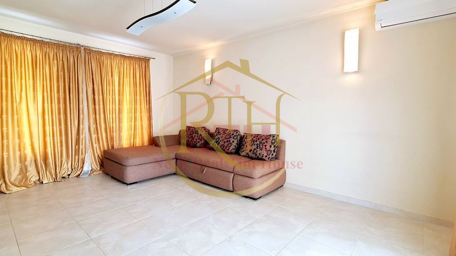 Oferim spre inchiriere casa-duplex cu 4 camere, zona Braytim - Poză 2