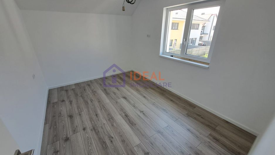 Casa Tip Duplex cu 4 camere, si gradina in Cartierul Arhitectilor - Poză 11
