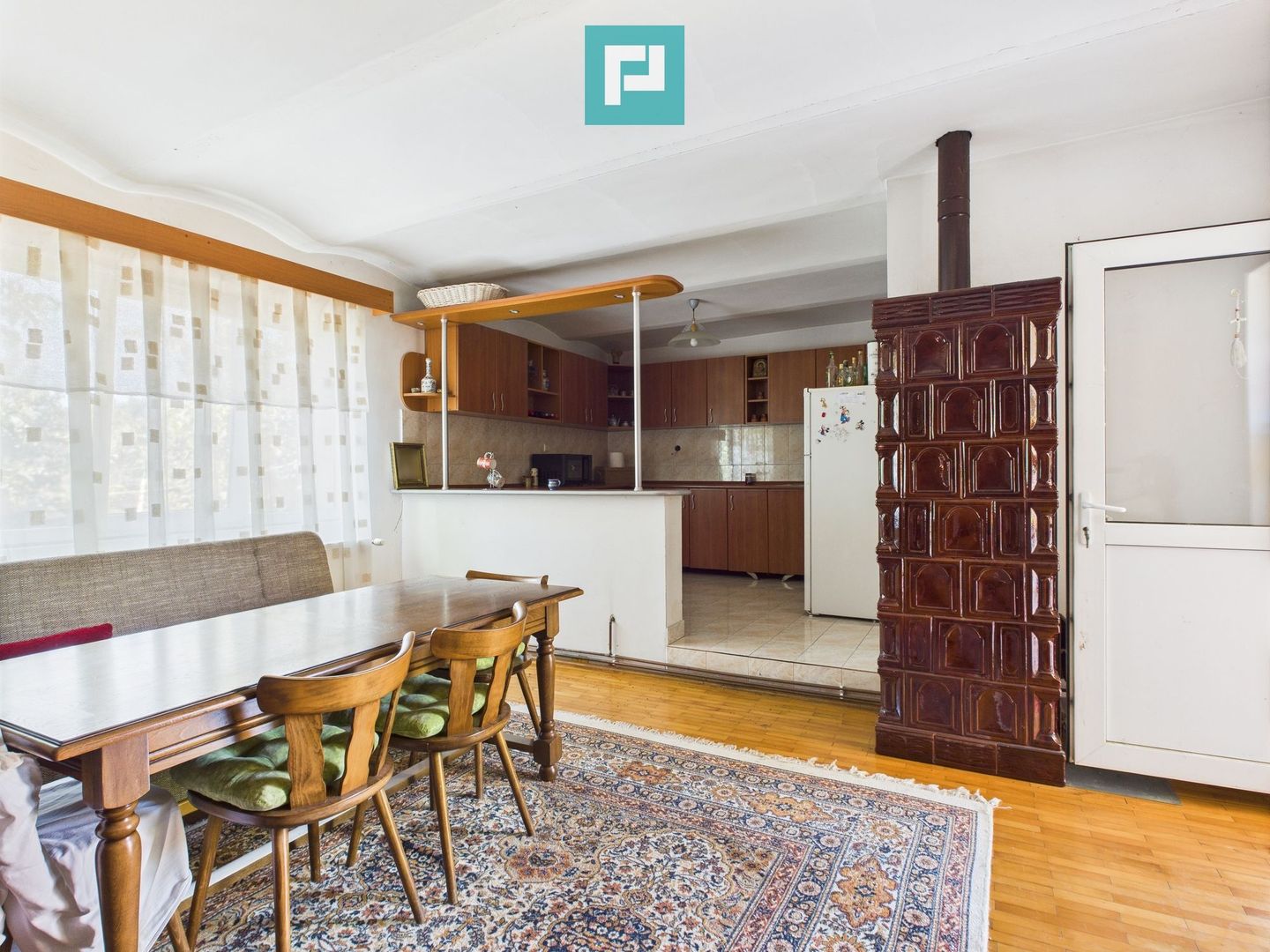 Casă cu 2 corpuri independente în Aradul Nou - Poză 19