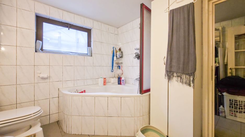 Casă cu teren pe Strada Propășirii nr. 3 - Soseaua Chitila - Poză 15