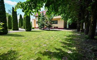 Vila cu 1.500 mp teren, gradina amenajata, linistita zonare,  Halchiu, Brasov - Poză 16