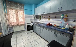 De vazare apartament 3 camere Aviatiei - 68mp - Poză 14
