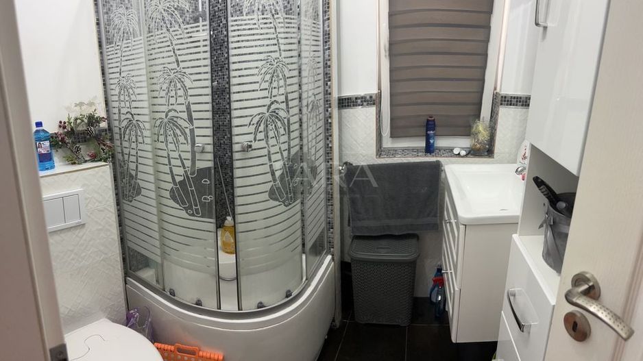 Apartament cu 3 camere de vânzare în zona Donath Park - Poză 5