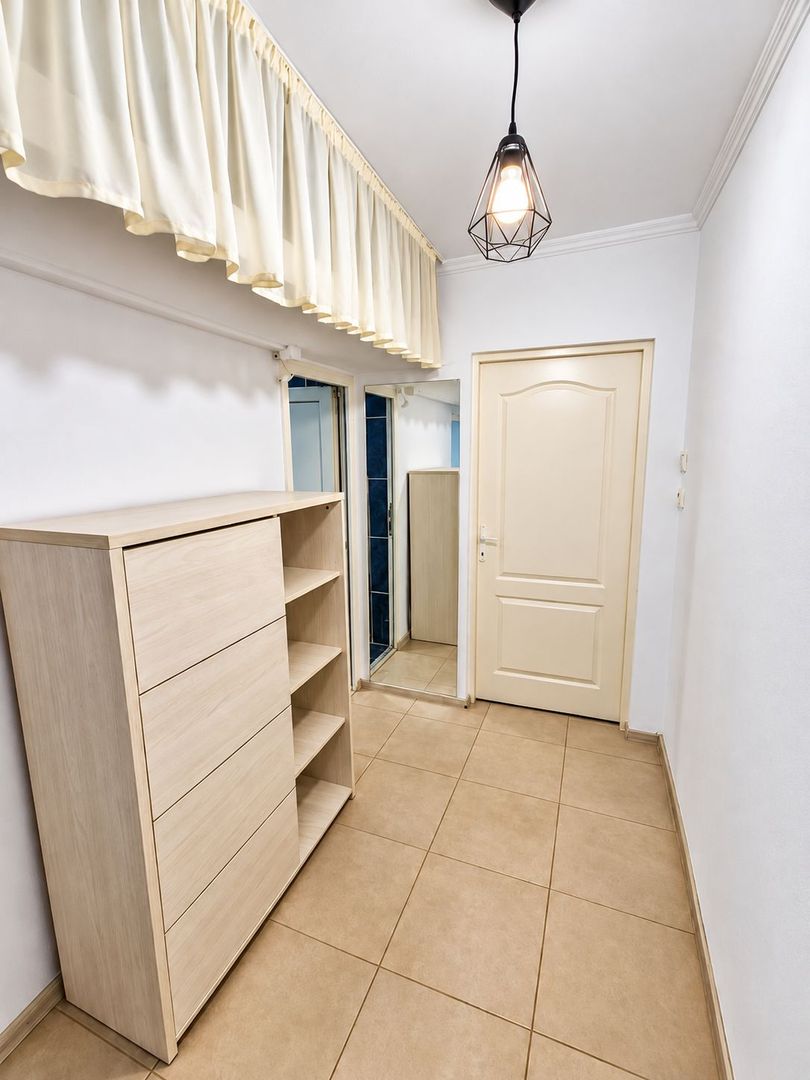 Spitalul Județean | 2 Camere | Centrală Proprie | Etaj Intermediar - Poză 2