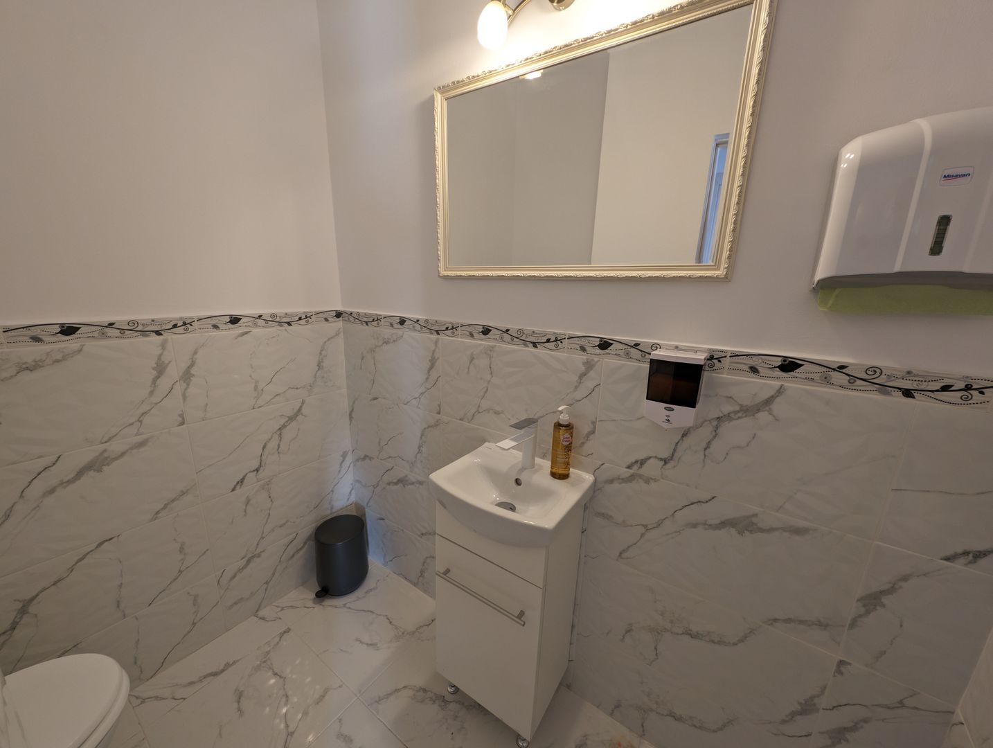 Imobil comercial P+2E+M - 28 Camere - Poză 29