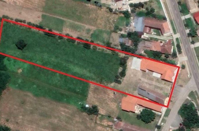 Oportunitate de investitie, o cladire D+P+M rustica in comuna Pischia - Poză 4