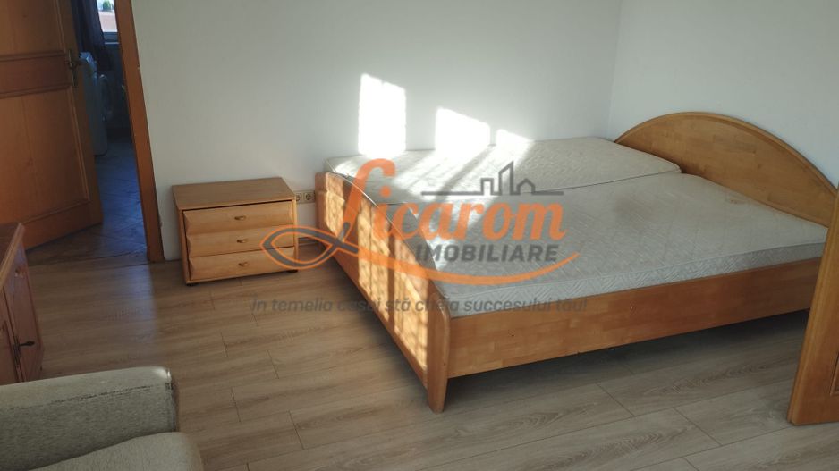 Apartament 3 camere Comuna Cristian,mobilat si utilat 430 euro. - Poză 4