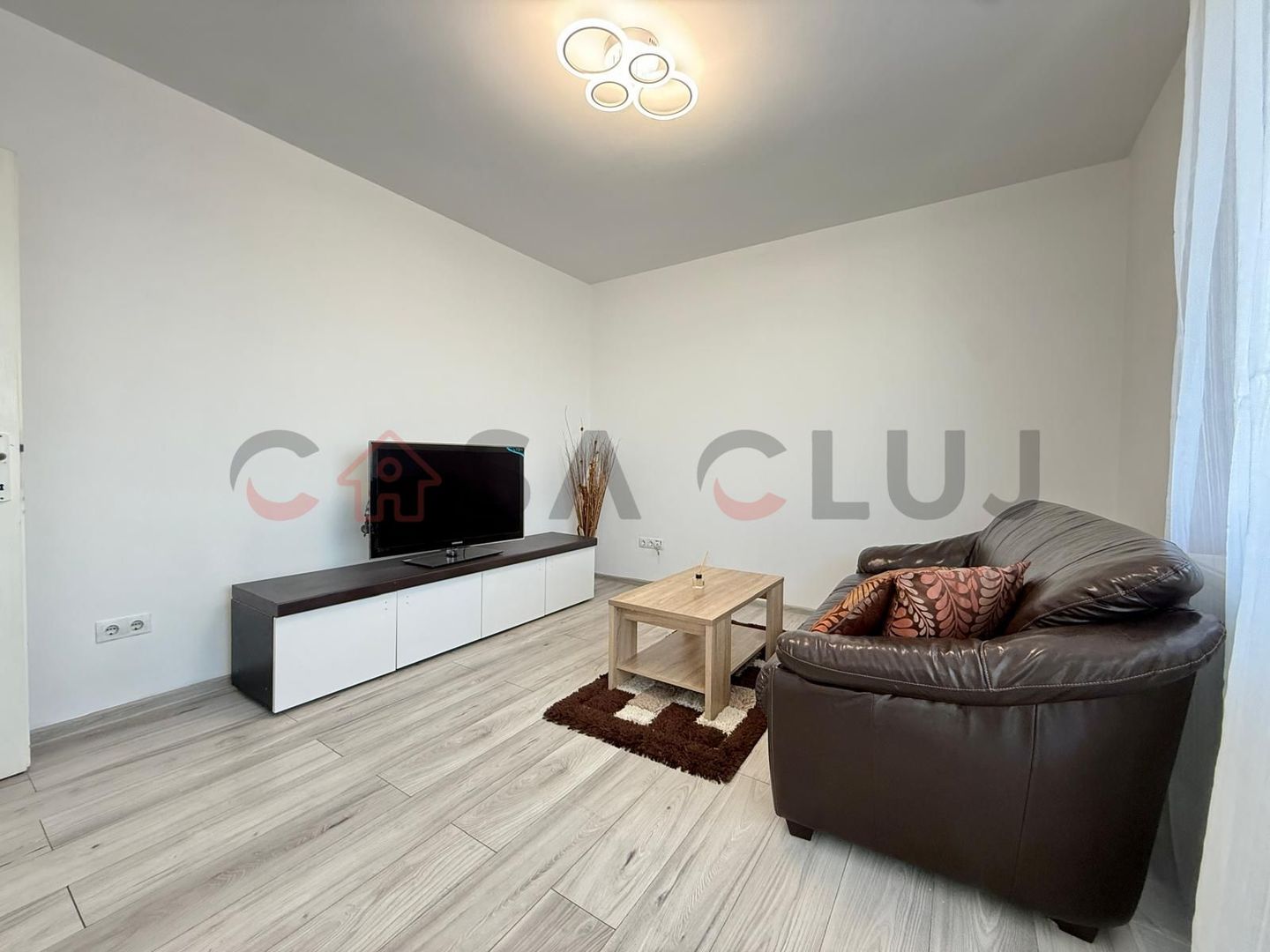 2 camere, decomandat, la cheie, parcare, Mina Cluj - Poză 6