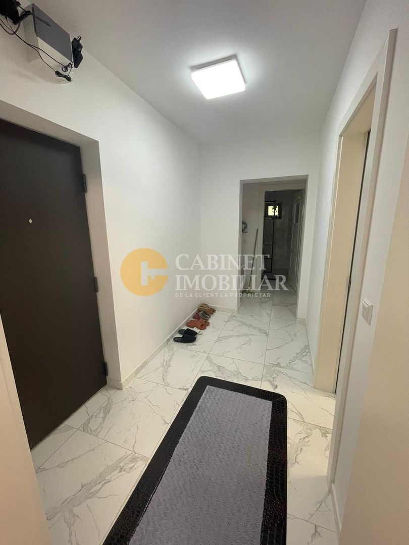 Central - Tg Cucu bloc tip Vila - 2 camere Decomandat RENOVAT 60mp - Poză 5