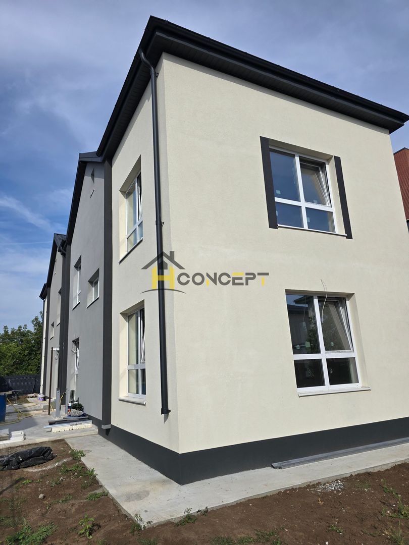 Vila finalizata, curte libera 185 mp,  loc de parcare, zona case - Poză 4