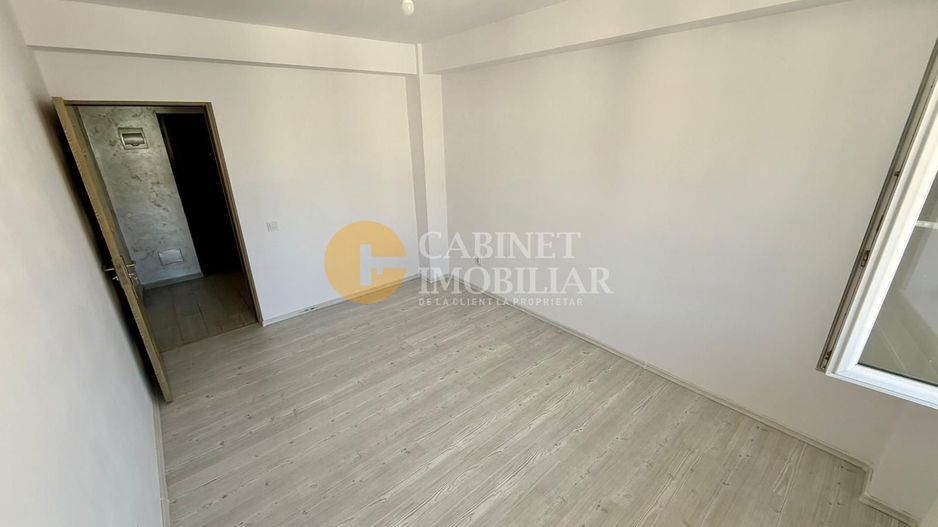3 CAMERE DECOMANDAT--2 BAI--ROND MALL MOLDOVA - Poză 4