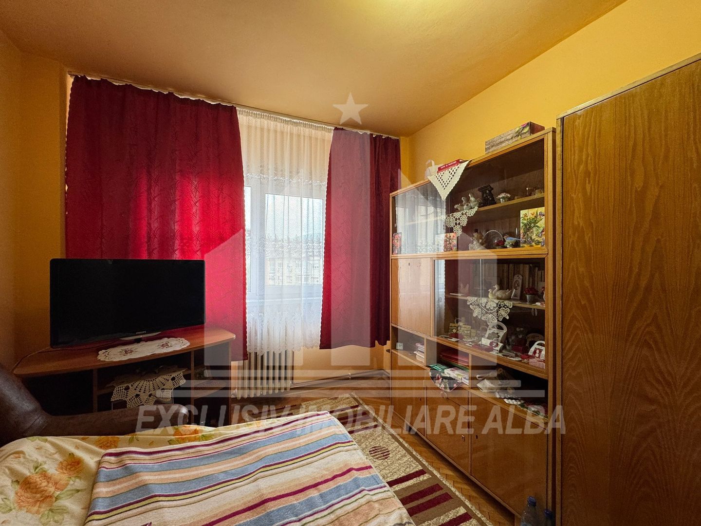 Apartament cu 4 camere decomandate, Centru - Poză 6
