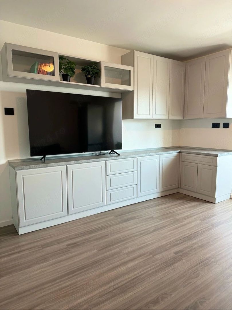 De închiriat 3 camere decomandat, etaj 8, ideal remote work - Poză 1