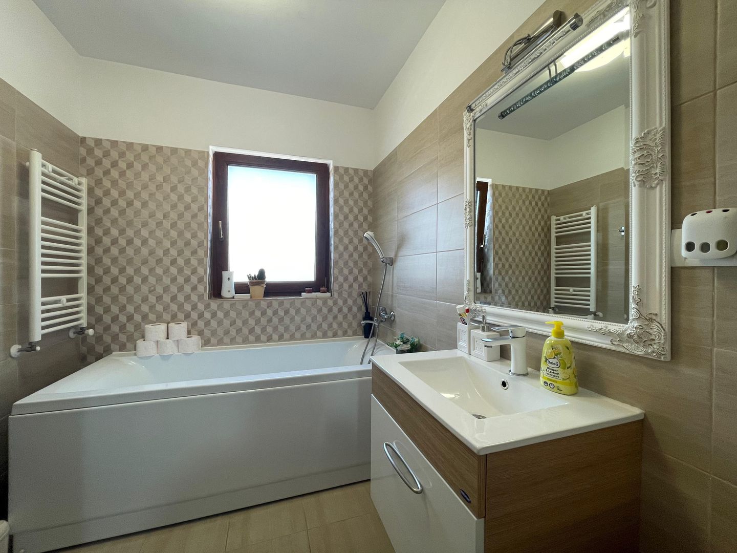 Duplex cu 4 camere complet mobilat și utilat |Moșnița Veche| - Poză 12