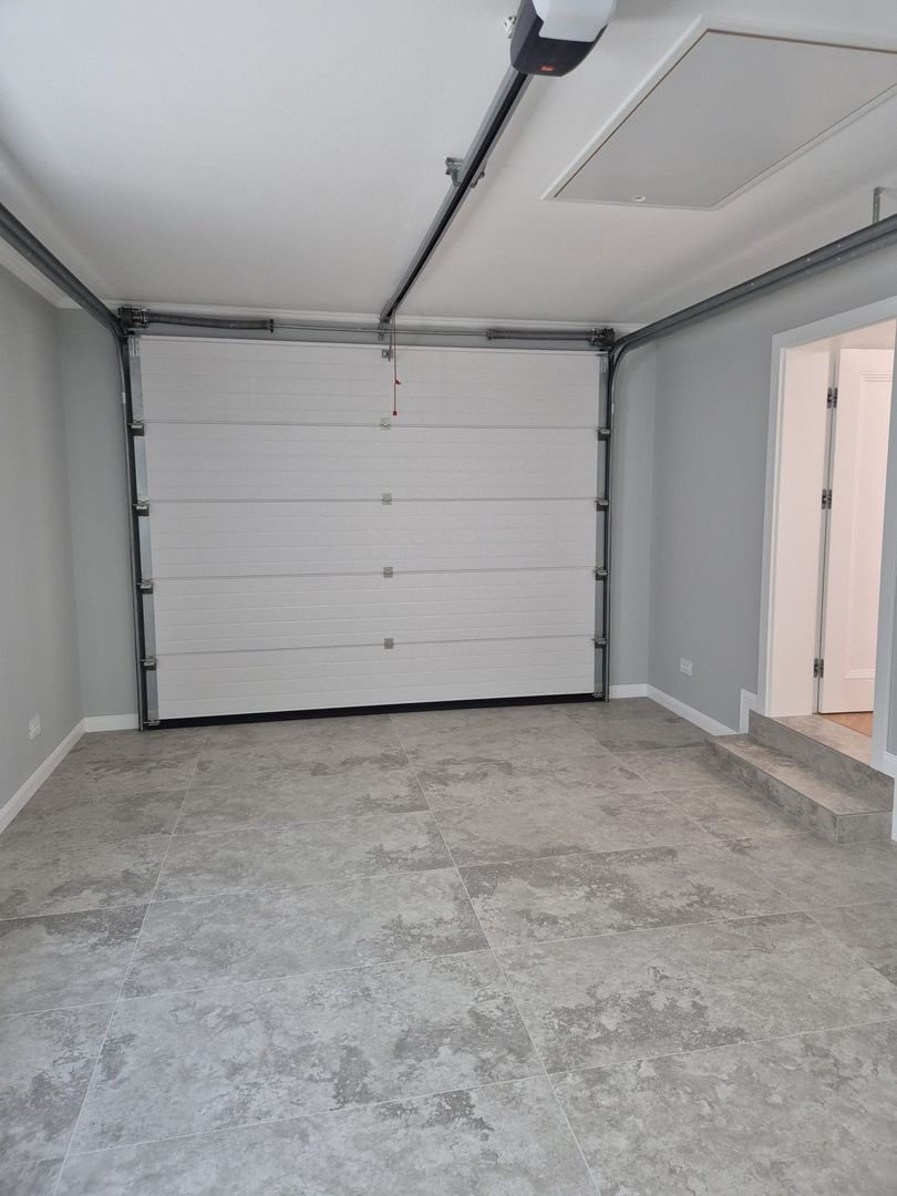 Locuinta individuala cu garaj si teren de 1000mp - Poză 10