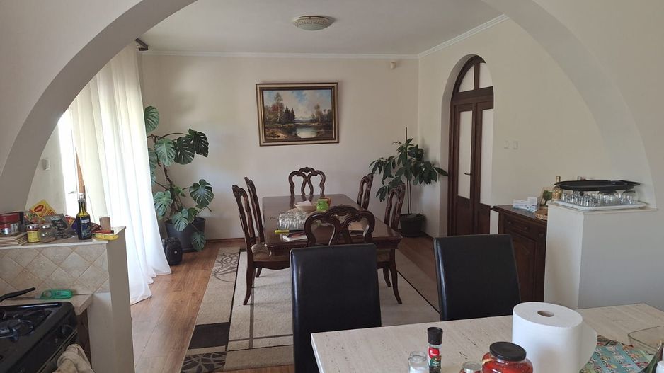 BRASADAS vinde casa individuala 8 cam teren 10 ari Unirii. - Poză 5