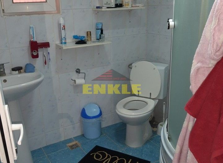 Casa 5 camere, Petru Rares, 530mp teren, 100000 euro negociabil - Poză 12