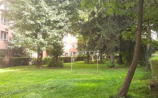Apartament 2 camere 89000 EUR etaj intermediar foarte aproape de piata Astra - Poză 2