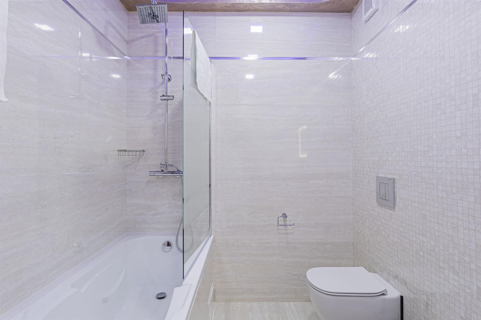 Apartament 2 camere | 2 bai | LUX | Parcare | Tractorul - Poză 7