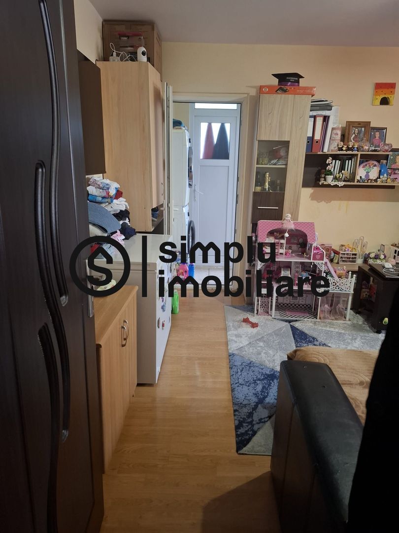3 camere, etaj 3/4, centrala termica - 105 000 Euro - Poză 5