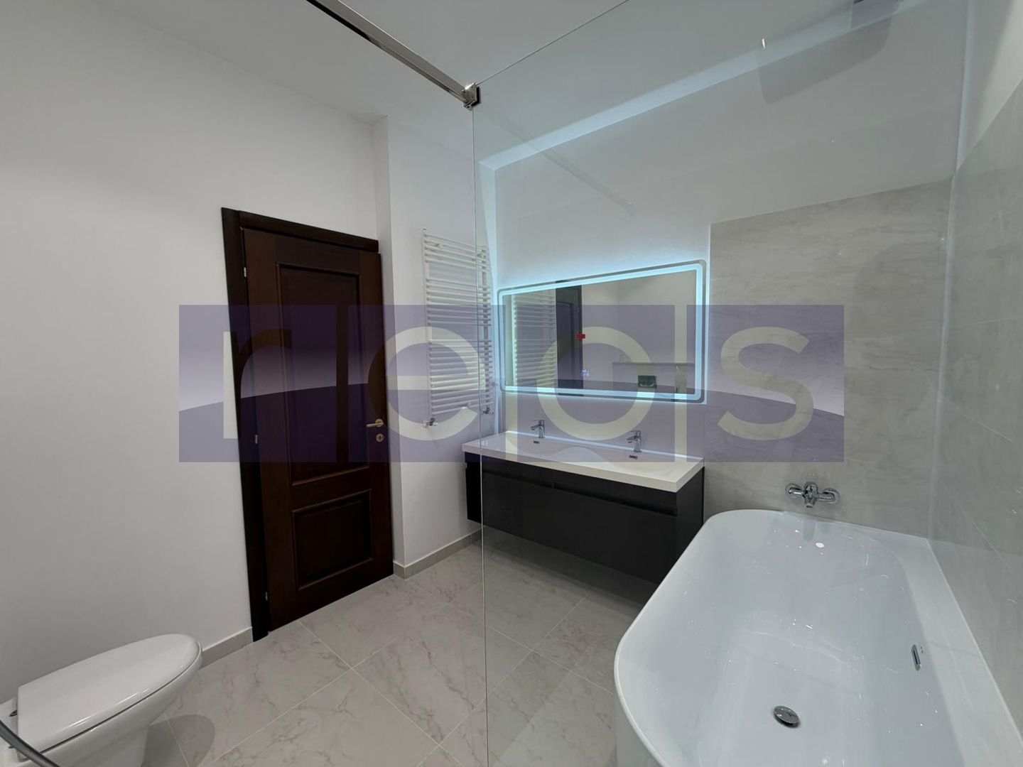 INCHIRIERE 4 CAMERE LUX | 200MP | NEMOBILAT | LOC PARCARE | VEDERE LAC - Poză 17