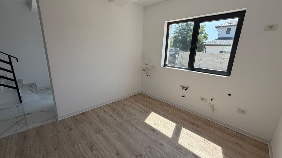 CASA INDIVIDUALA- TEREN 320 MP, MUTARE IMEDIATA, PARCARE, COMIS 0% - Poză 12