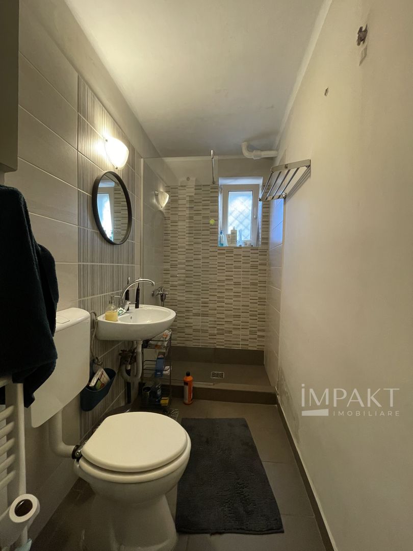 Apartament cu 2 camere langa Teatrul national (centru) - Poză 8