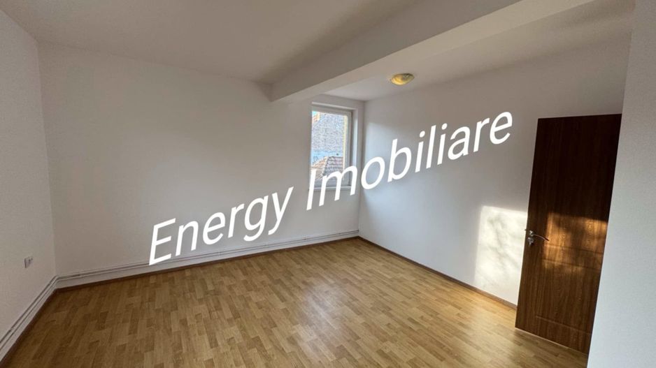 De  vânzare o casă cu 4 camere, în localitate Sîngiorgiu de Mureș - Poză 11