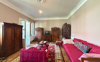 Casa renovata cu curte pentru inchiriere, zona Centrul Vechi - Poză 8