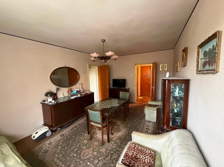 De vanzare apartament 3 camere Titan -Minis - Poză 1