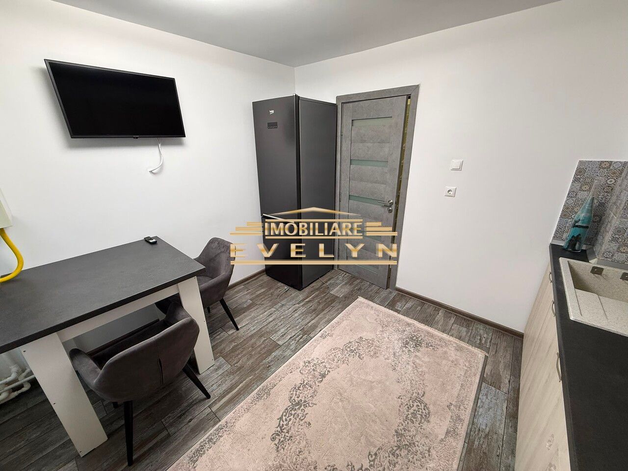 Apartament 3 camere de vânzare – Str. Ion Pilat - Poză 10