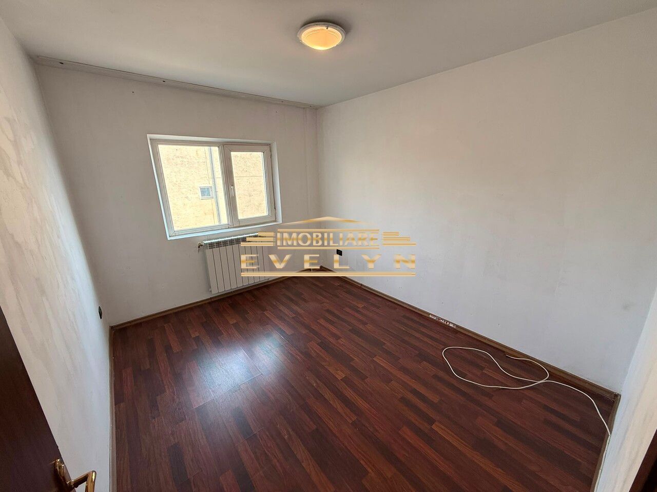Apartament 3 camere – Strada Săvenilor | Etaj 2 | De închiriat sau vânzare - Poză 5